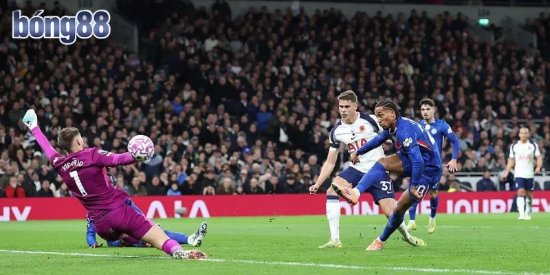 The Blues đang có lực lượng ổn định hơn so với Spurs